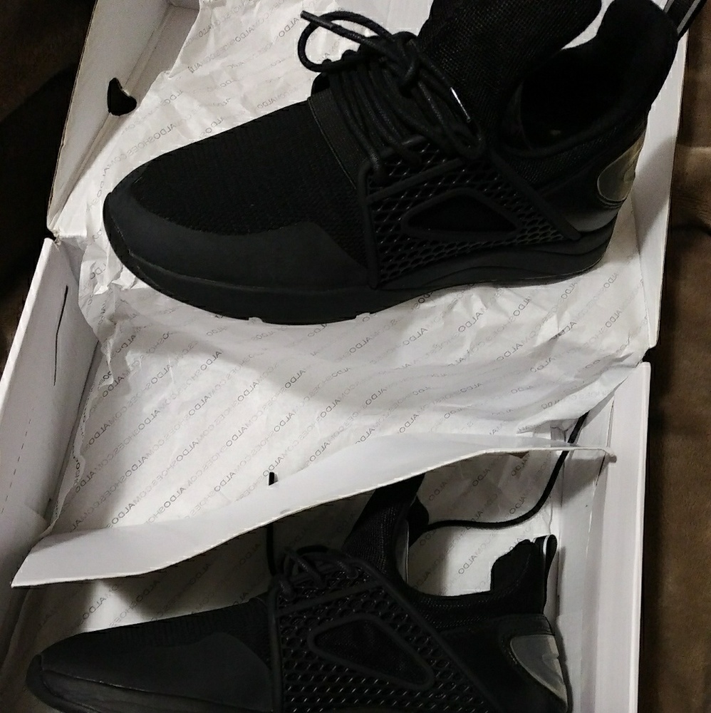 Aldo Zeaven shoes NWT/B-- SOLD O/S